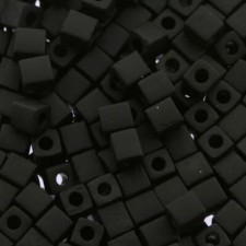 Miyuki Squares - Würfel 4mm - Opaque matte black SB-401F
