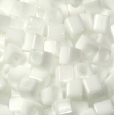 Miyuki Squares - Würfel 4mm - Opaque white SB-402