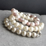Delicate jewelry with our Top Quality glass beads