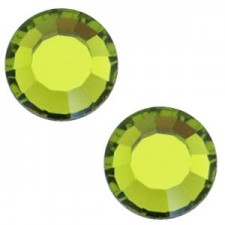 Swarovski SS20 Flatback Olivine green